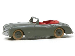Lot 841 - DINKY TOYS (FRANCE) (1)