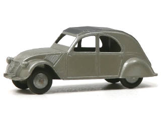 Lot 845 - DINKY TOYS (FRANCE) (1)