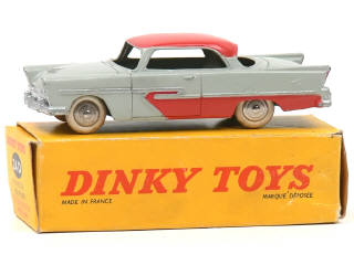 Lot 629 - DINKY TOYS (FRANCE) (1)