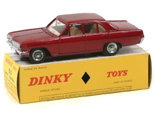 Lot 765 - DINKY TOYS (FRANCE) (1)