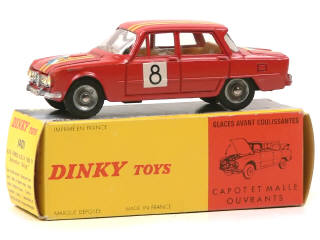 Lot 811 - DINKY TOYS (FRANCE) (1)