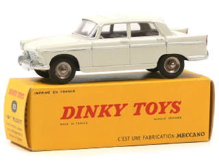 Lot 731 - DINKY TOYS (FRANCE) (1)