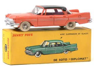 Lot 716 - DINKY TOYS (FRANCE) (1)