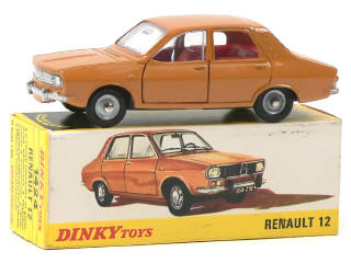 Lot 845 - DINKY TOYS (FRANCE) (1)