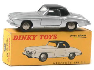 Lot 641 - DINKY TOYS (FRANCE) (1)