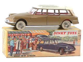 Lot 804 - DINKY TOYS (FRANCE) (1)
