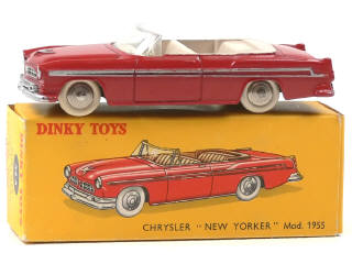 Lot 620 - DINKY TOYS (FRANCE) (1)