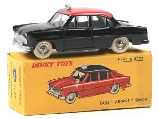 Lot 684 - DINKY TOYS (FRANCE) (1)
