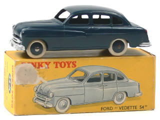 Lot 675 - DINKY TOYS (FRANCE) (1)