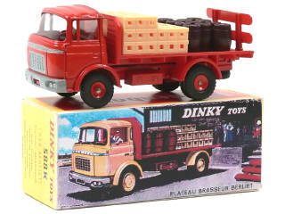 Lot 610 - DIVERS (1)
