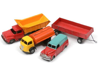 Lot 396 - MICRO MODELS (4)