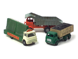 Lot 308 - BUDGIE MODELS (GB) (3)