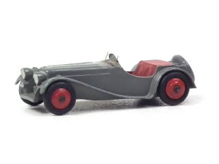 Lot 884 - DINKY TOYS (GB) (1)