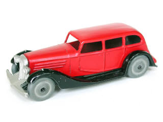 Lot 95 - DINKY TOYS (FRANCE) (1)