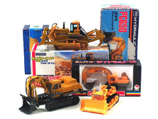 Lot 241 - SHINSEI & YONEZAWA TOYS DIAPET (4)