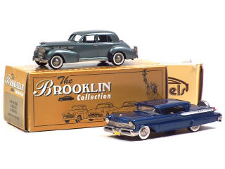 Lot 281 - BROOKLIN MODELS (GB) (2)