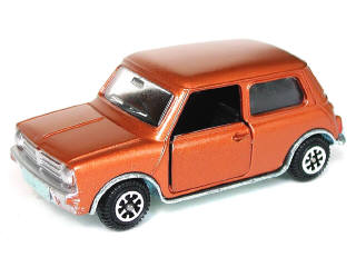 Lot 58 - DINKY TOYS (GB) (1)