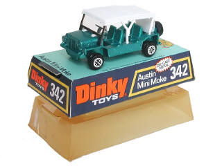 Lot 61 - DINKY TOYS (GB) (1)