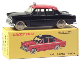 Lot 589 - DINKY TOYS (FRANCE) (1)