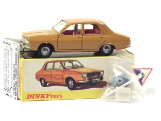 Lot 746 - DINKY TOYS (FRANCE) (1)
