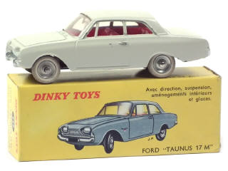 Lot 687 - DINKY TOYS (FRANCE) (1)