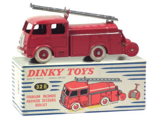 Lot 616 - DINKY TOYS (FRANCE) (1)