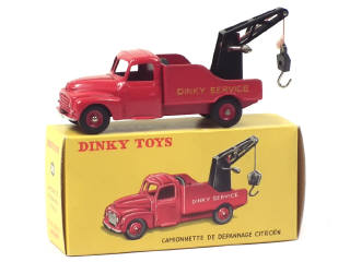 Lot 613 - DINKY TOYS (FRANCE) (1)