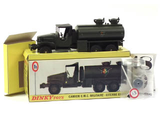 Lot 800 - DINKY TOYS (FRANCE) (1)