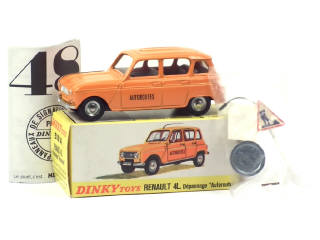Lot 642 - DINKY TOYS (FRANCE) (1)