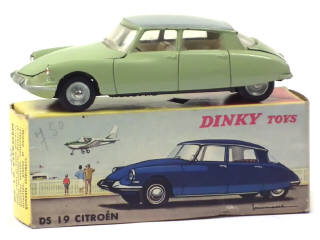 Lot 653 - DINKY TOYS (FRANCE) (1)