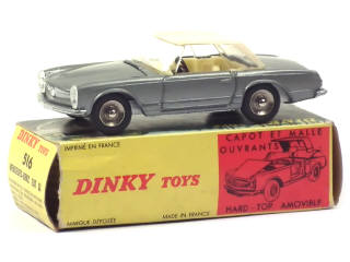 Lot 638 - DINKY TOYS (FRANCE) (1)