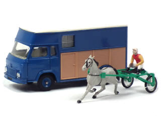 Lot 705 - DINKY TOYS (FRANCE) (1)