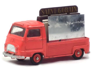 Lot 694 - DINKY TOYS (FRANCE) (1)