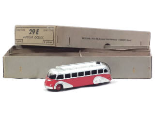 Lot 599 - DINKY TOYS (FRANCE) (2)