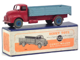 Lot 447 - DINKY TOYS (GB) (1)
