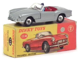 Lot 401 - DINKY TOYS (GB) (1)