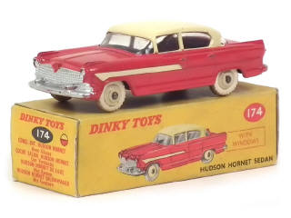 Lot 411 - DINKY TOYS (GB) (1)