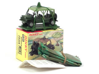 Lot 458 - DINKY TOYS (GB) (1)