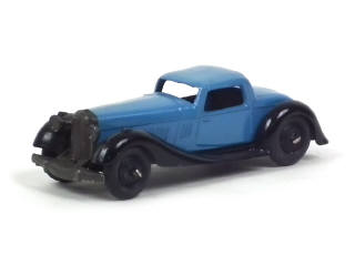 Lot 381 - DINKY TOYS (GB) (1)