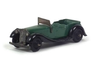 Lot 383 - DINKY TOYS (GB) (1)