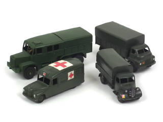 Lot 492 - DINKY TOYS (GB) (4)