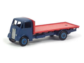 Lot 450 - DINKY TOYS (GB) (1)