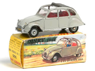 Lot 284 - DINKY TOYS (FRANCE) (1)