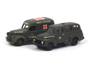 Lot 442 - DURHAM CLASSICS & INTERNATIONAL POLICE VEHICLES (2)
