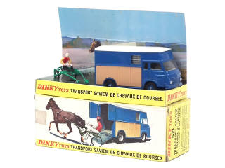 Lot 698 - DINKY TOYS (FRANCE) (1)