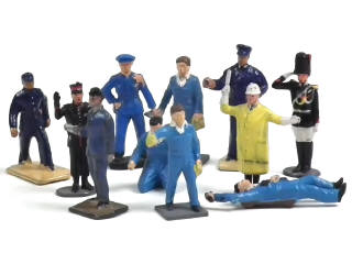 Lot 214 - DIVERS (11)