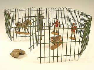 Lot 810 - DIVERS (6)