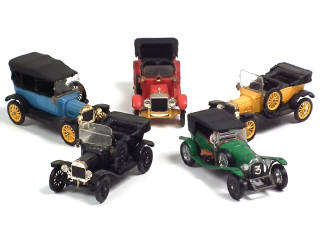 Lot 261 - CORGI TOYS (GB) (5)
