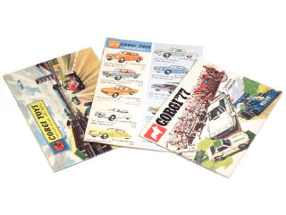 Lot 254 - CORGI TOYS (GB) (3)