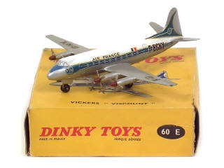 Lot 806 - DINKY TOYS (FRANCE) (1)